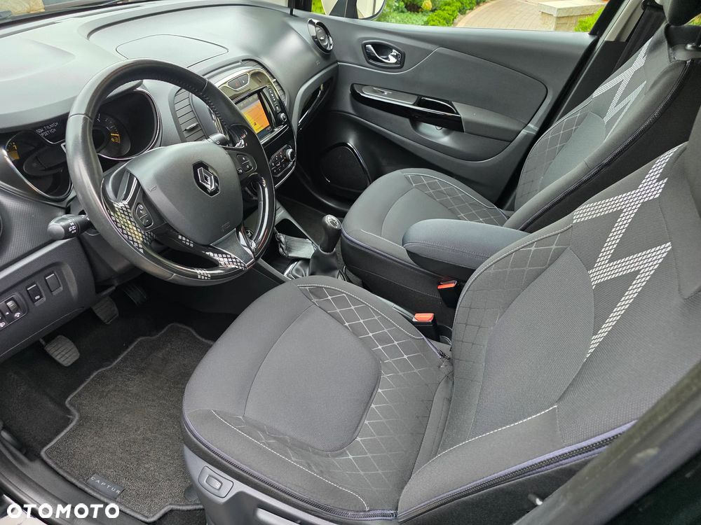 Renault Captur - 23