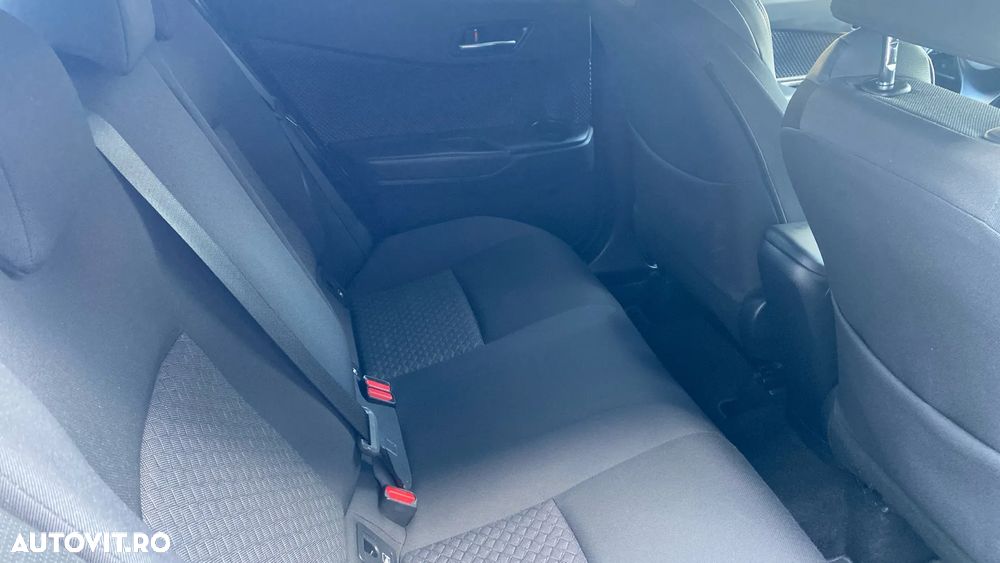 Toyota C-HR 1.8 HSD 122 CP 4x2 CVT Cult - 7