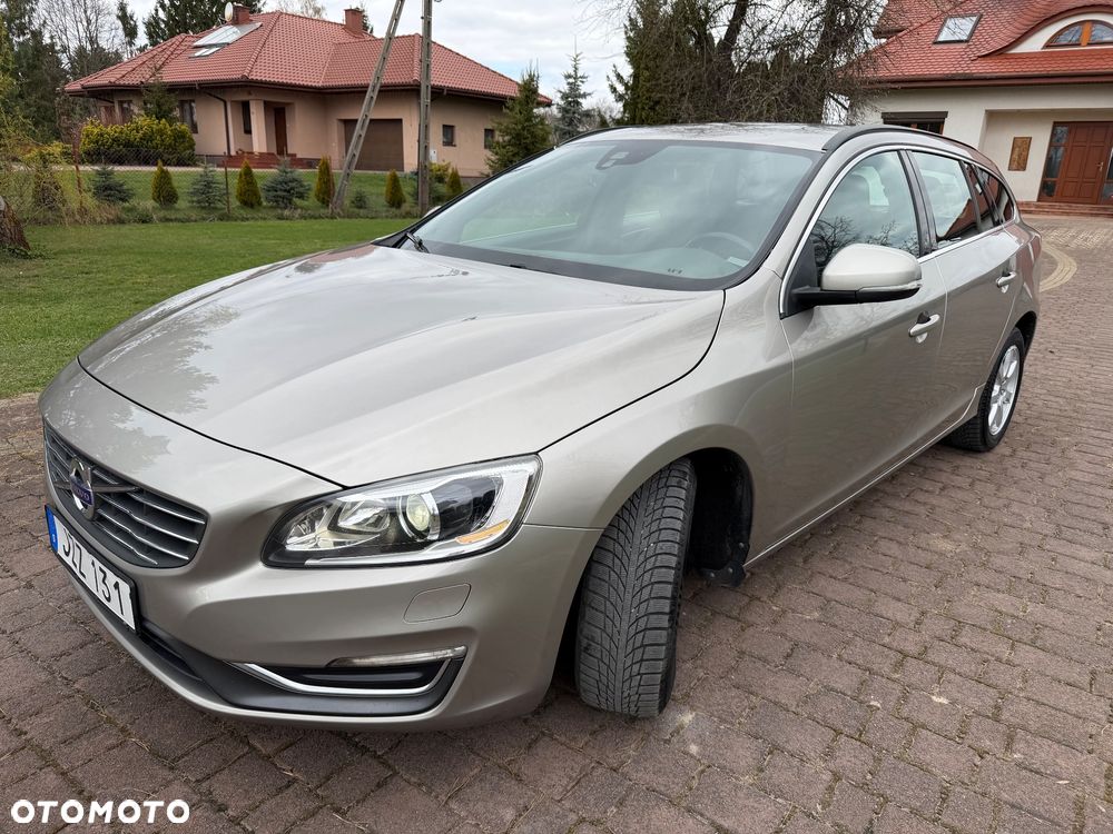 Volvo V60 D4 - 3