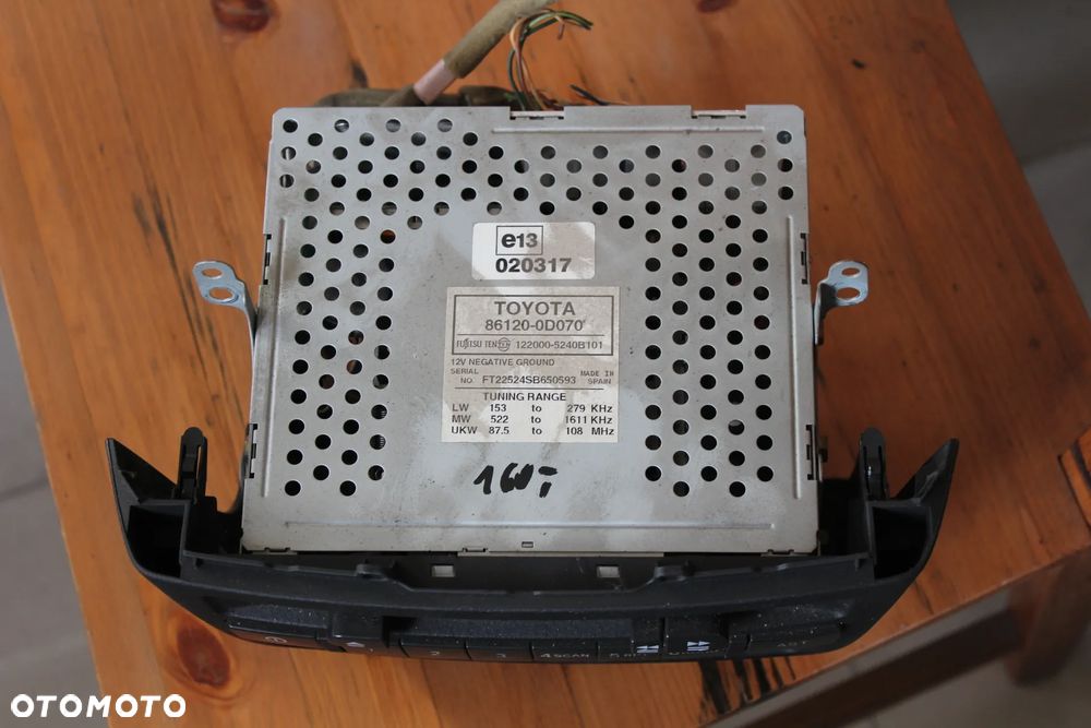 radio toyota yaris I lift 86120-0d070 - 3