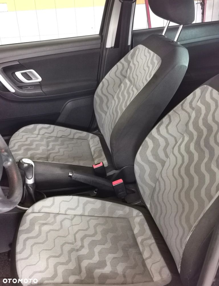 Skoda Fabia 1.4 16V Sport - 13