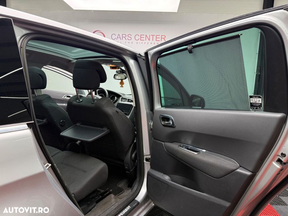 Peugeot 5008 1.6 HDI Confort Pack - 7