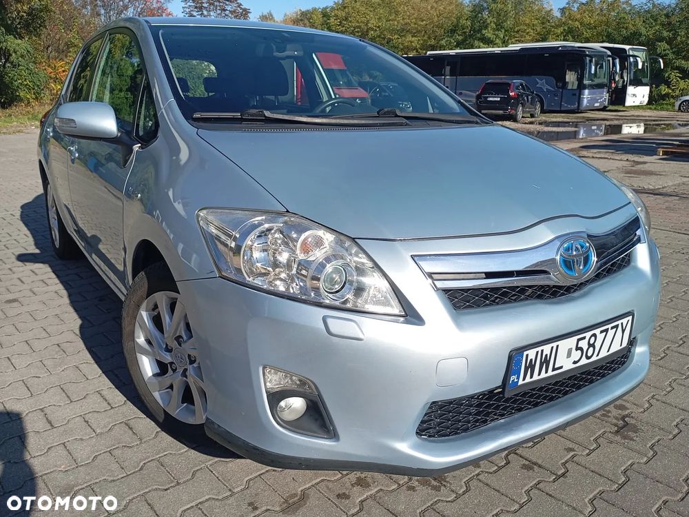 Toyota Auris 2011 photo 3