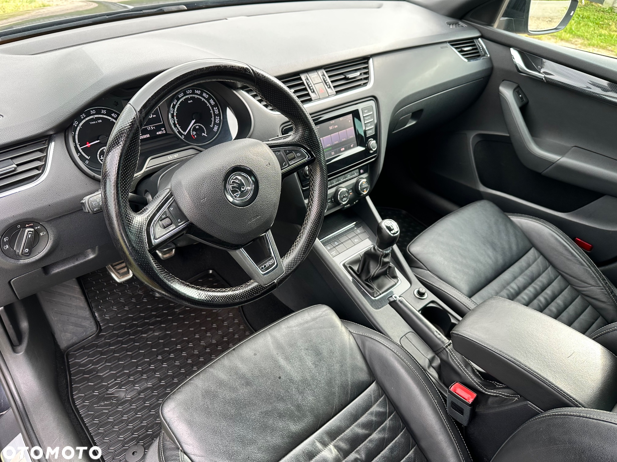 Skoda Octavia 2.0 TDI RS - 7