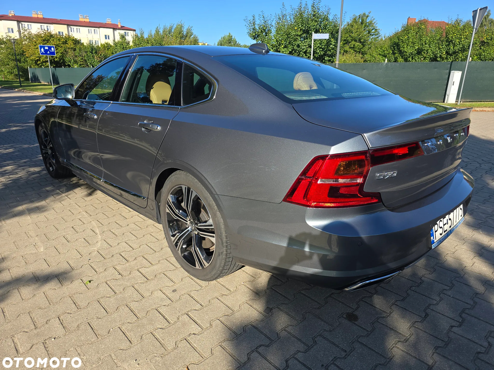 Volvo S90 T4 Inscription - 15