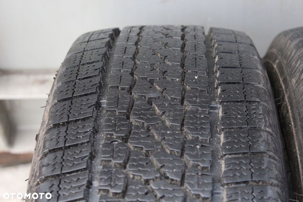 2x 215/65r16c firestone vanhawk 2 winter 109/107t 23r 9mm - 2