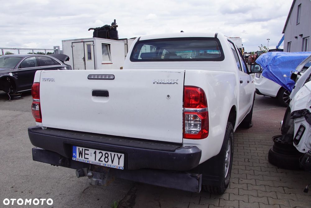 Auto na części - Toyota Hilux VII Lift 2.5 D-4D 144 KM 2KD-FTV 33030-0K750 040 2011R Silnik Skrzynia Drzwi Błotnik Zderzak Burta Lampa Lusterko Klamka Szyba Deska Kokpit Sterownik Moduł Czujnik Licznik Panel Kierownica - 7
