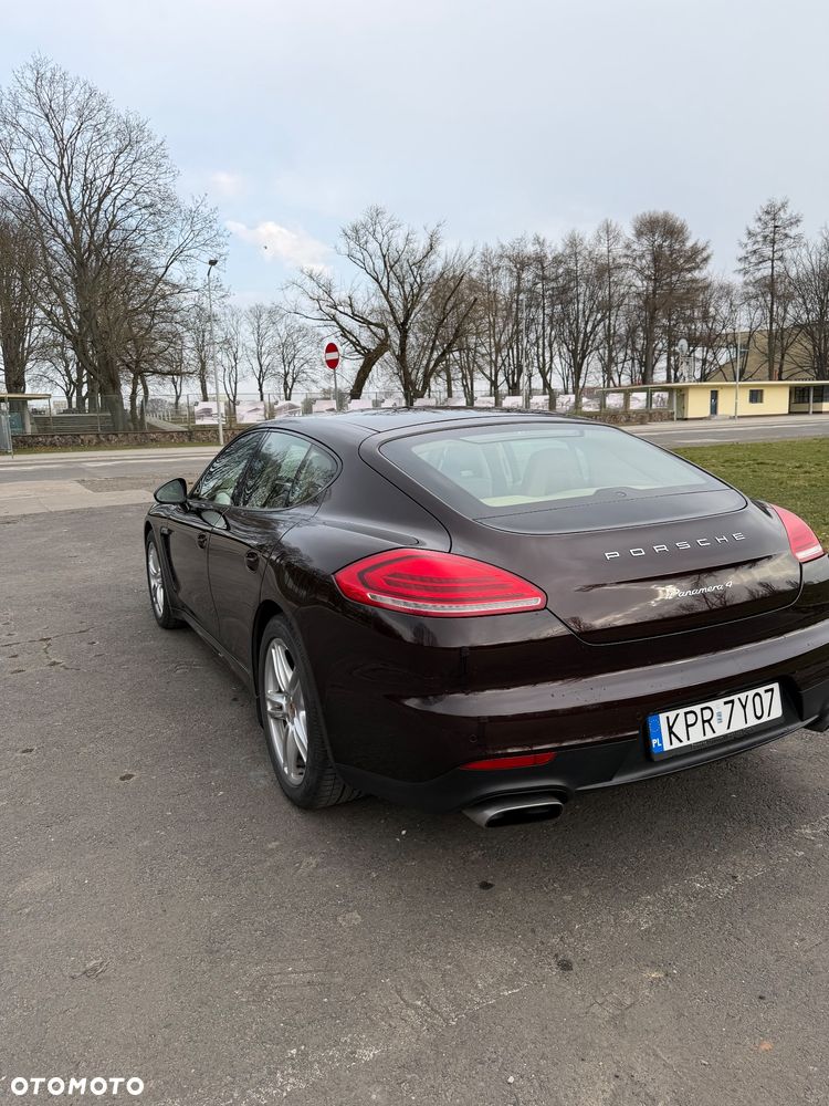 Porsche Panamera 4 - 5