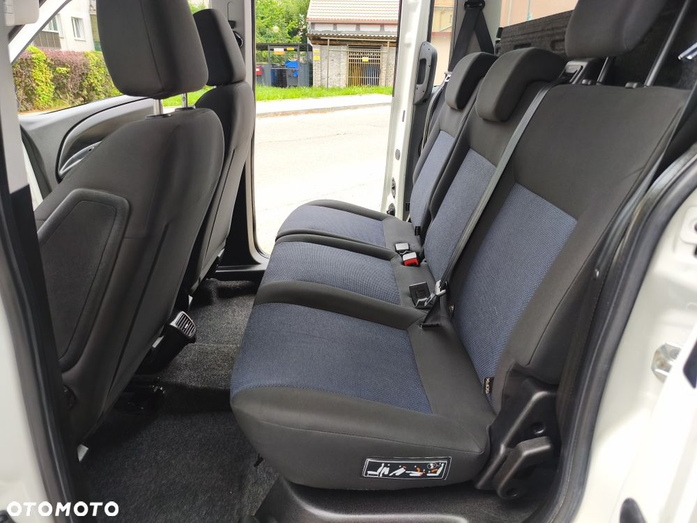 Opel Combo - 8