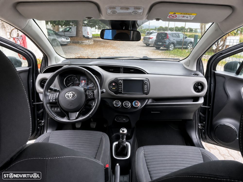 Toyota Yaris 1.4 D-4D Exclusive+P.Techno - 11