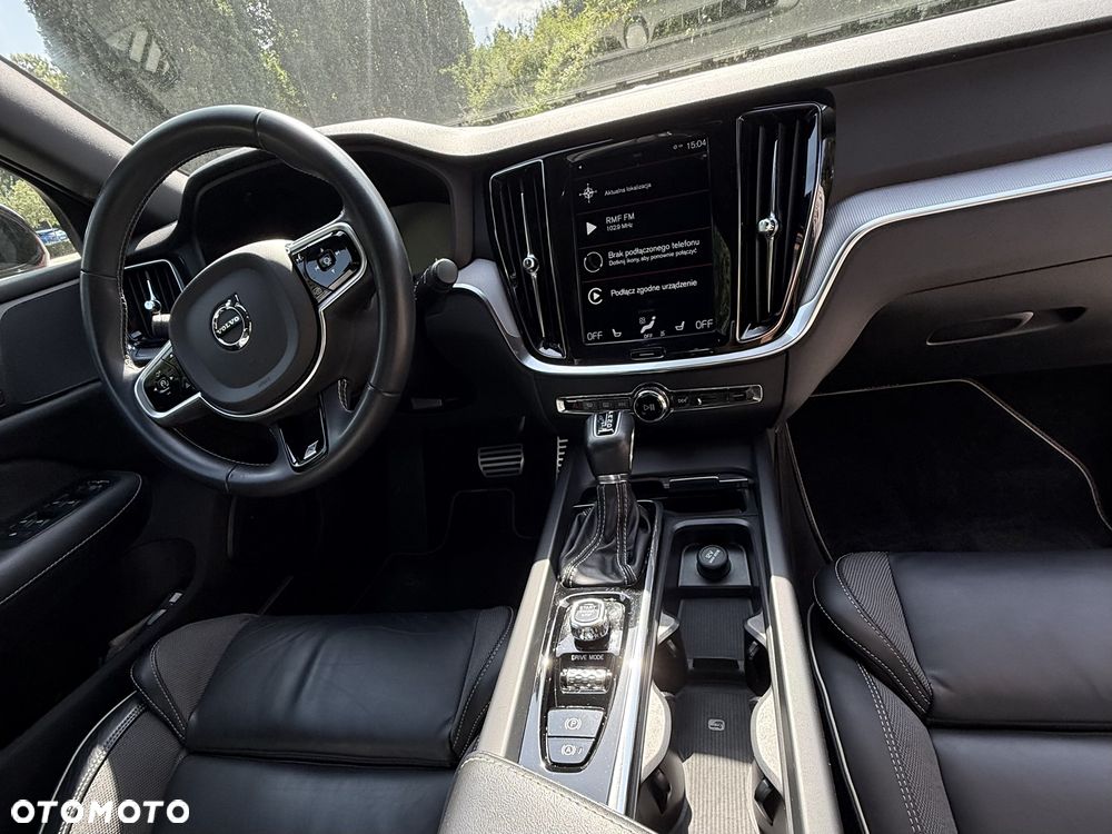 Volvo S60 T4 R-Design - 14