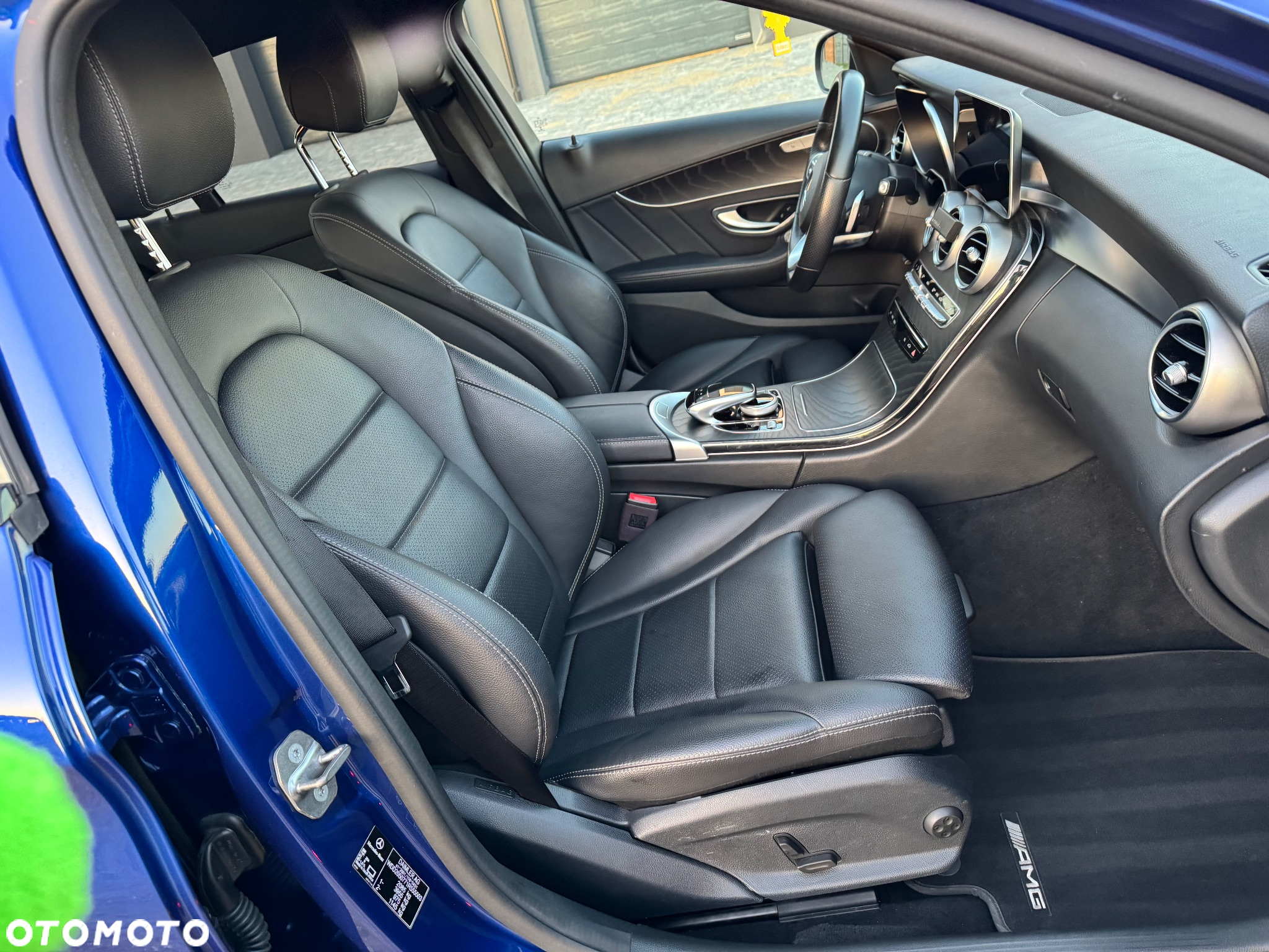 Mercedes-Benz Klasa C 200 T 9G-TRONIC AMG Line - 24