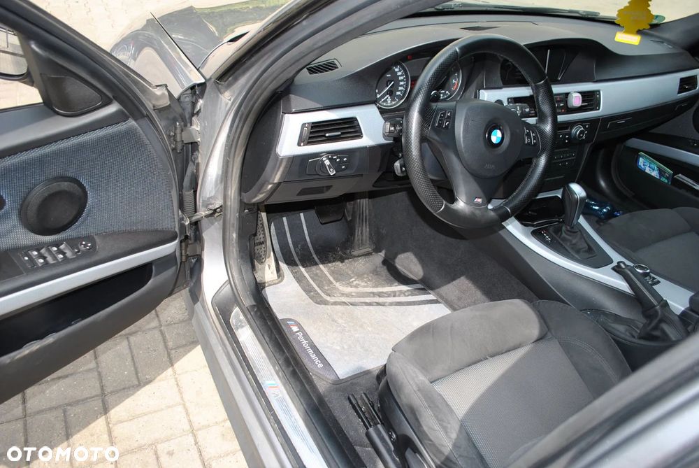 BMW Seria 3 335d - 11