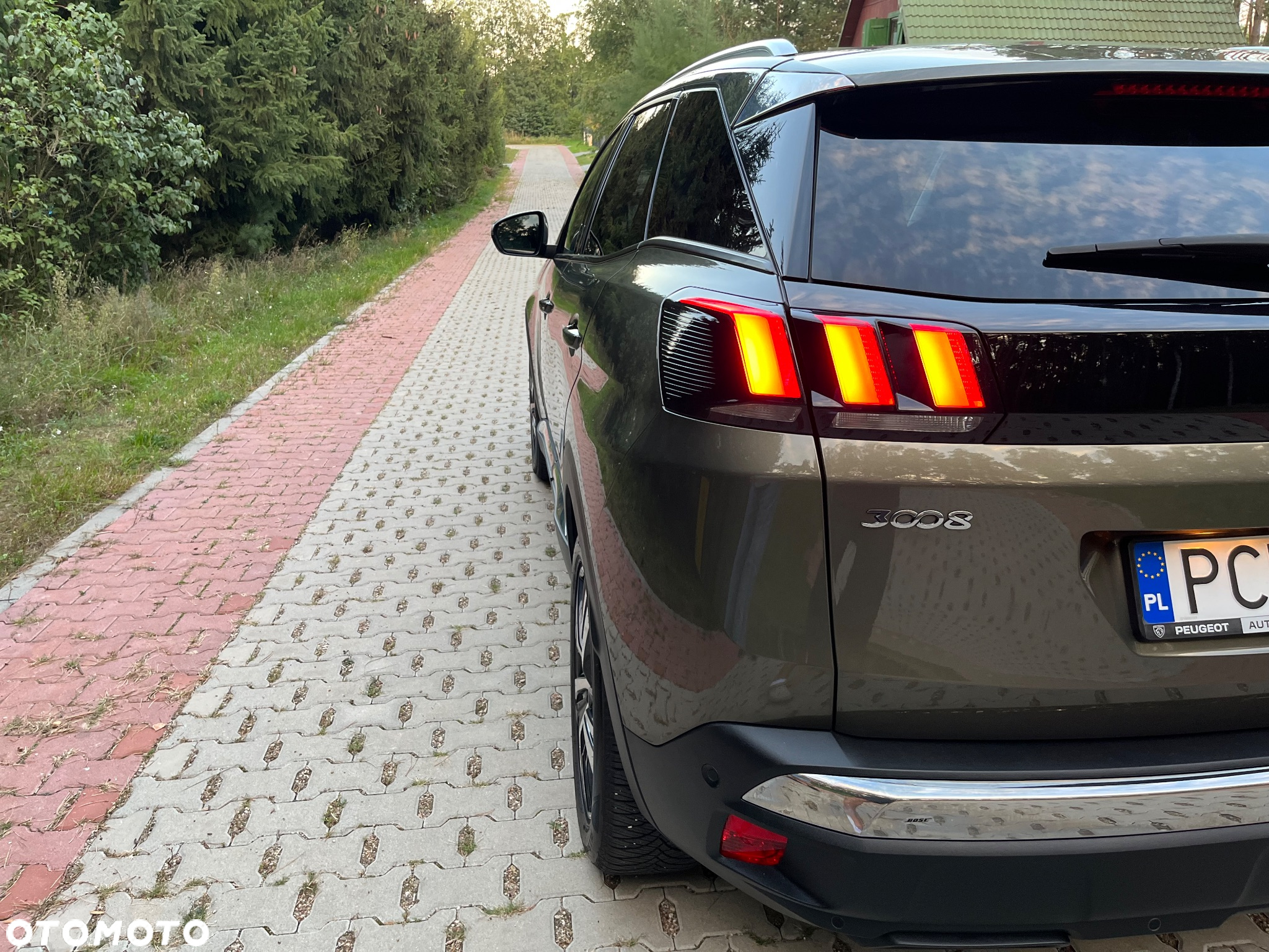 Peugeot 3008 1.2 PureTech Allure Pack S&S - 12