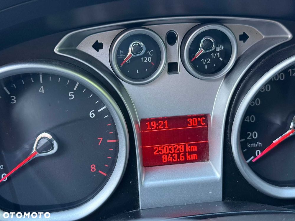 Ford Focus - 6