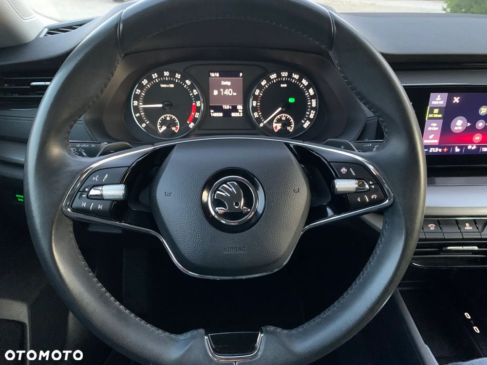 Skoda Octavia 2.0 TDI Ambition DSG - 28