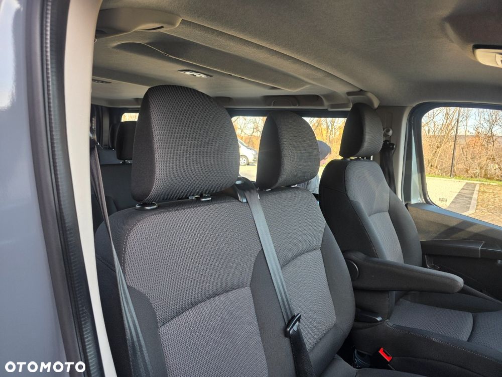 Renault Trafic - 19