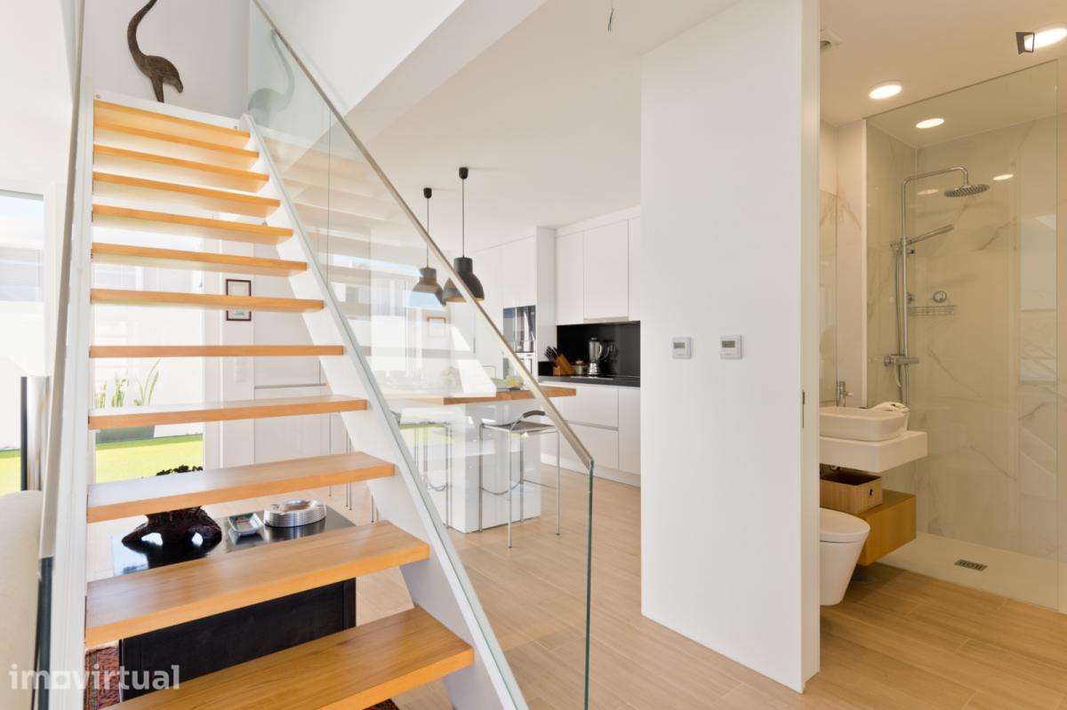 Casa com 2 quartos - localizado em Setubal - Full image: 2/37