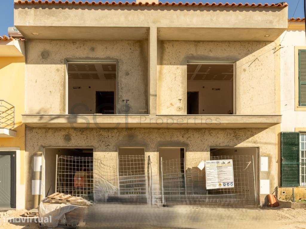 Moradia T3 com terraço | Quinta do Conde - Grande imagem: 2/16