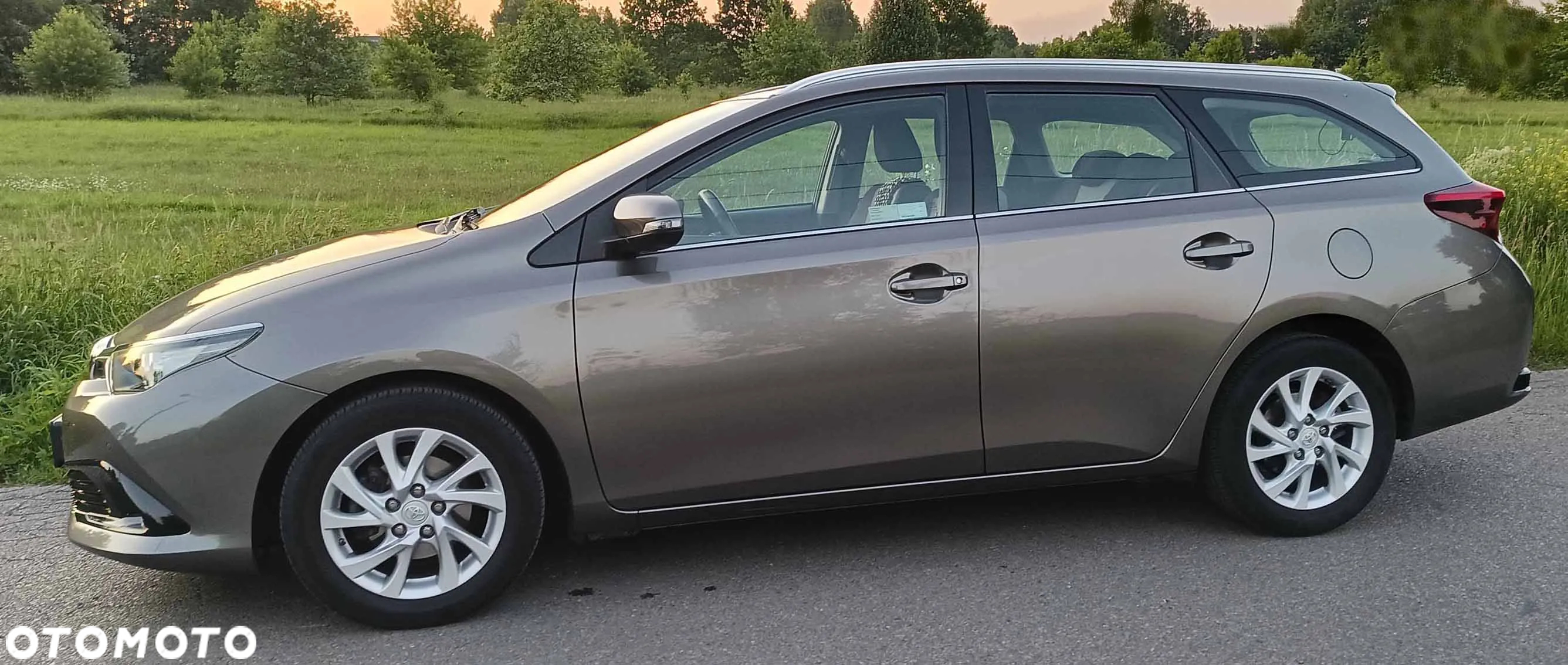 Toyota Auris 1.6 Comfort - 3