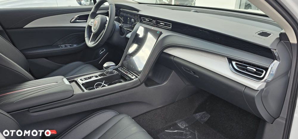 Hongqi H5 2.0T Comfort - 13