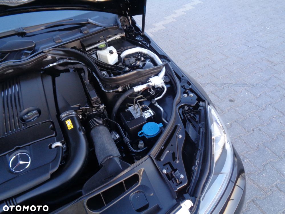 Mercedes-Benz Klasa C 200 (BlueEFFICIENCY) 7G-TRONIC Avantgarde - 22