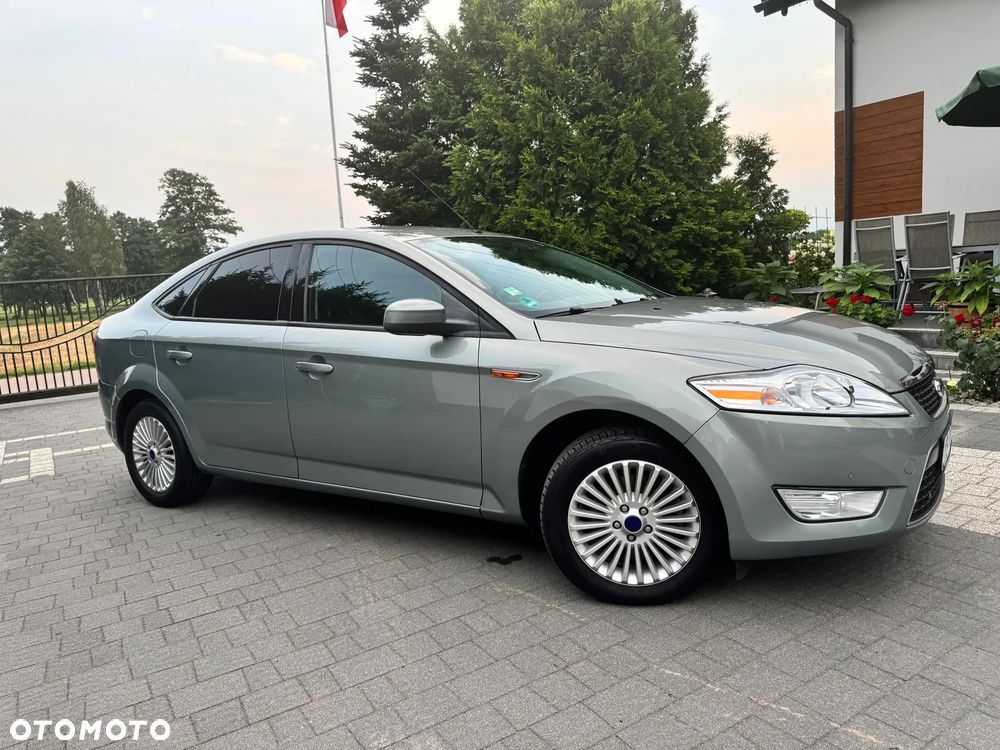 Ford Mondeo - 25