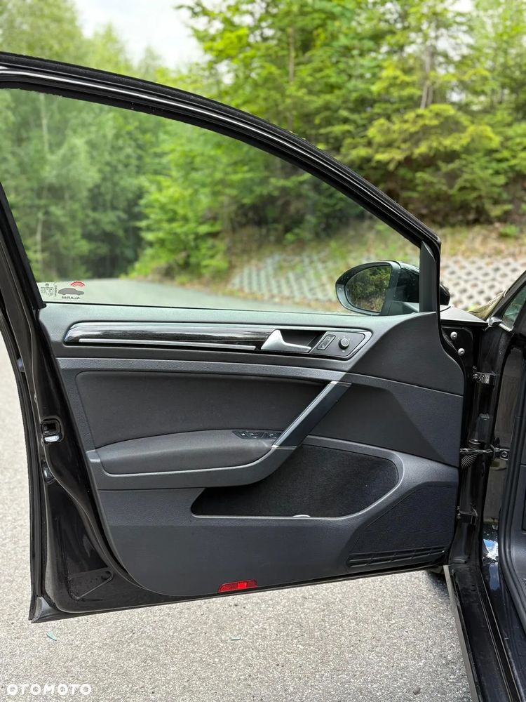 Volkswagen Golf 2.0 TDI SCR DSG Highline - 40