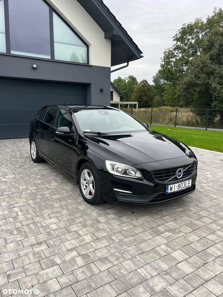 Volvo V60 T4 Drive-E Kinetic - 1