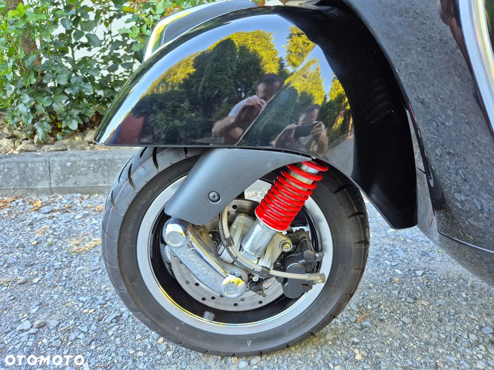 Vespa GTS - 14