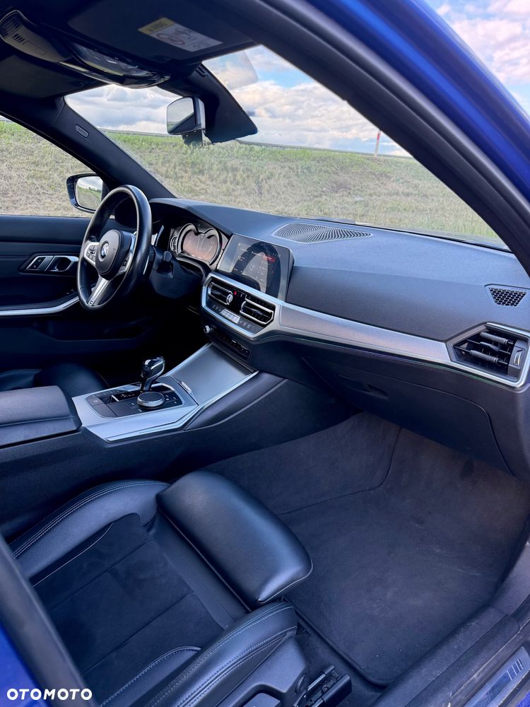 BMW Seria 3 320i GPF M Sport Shadow sport - 12