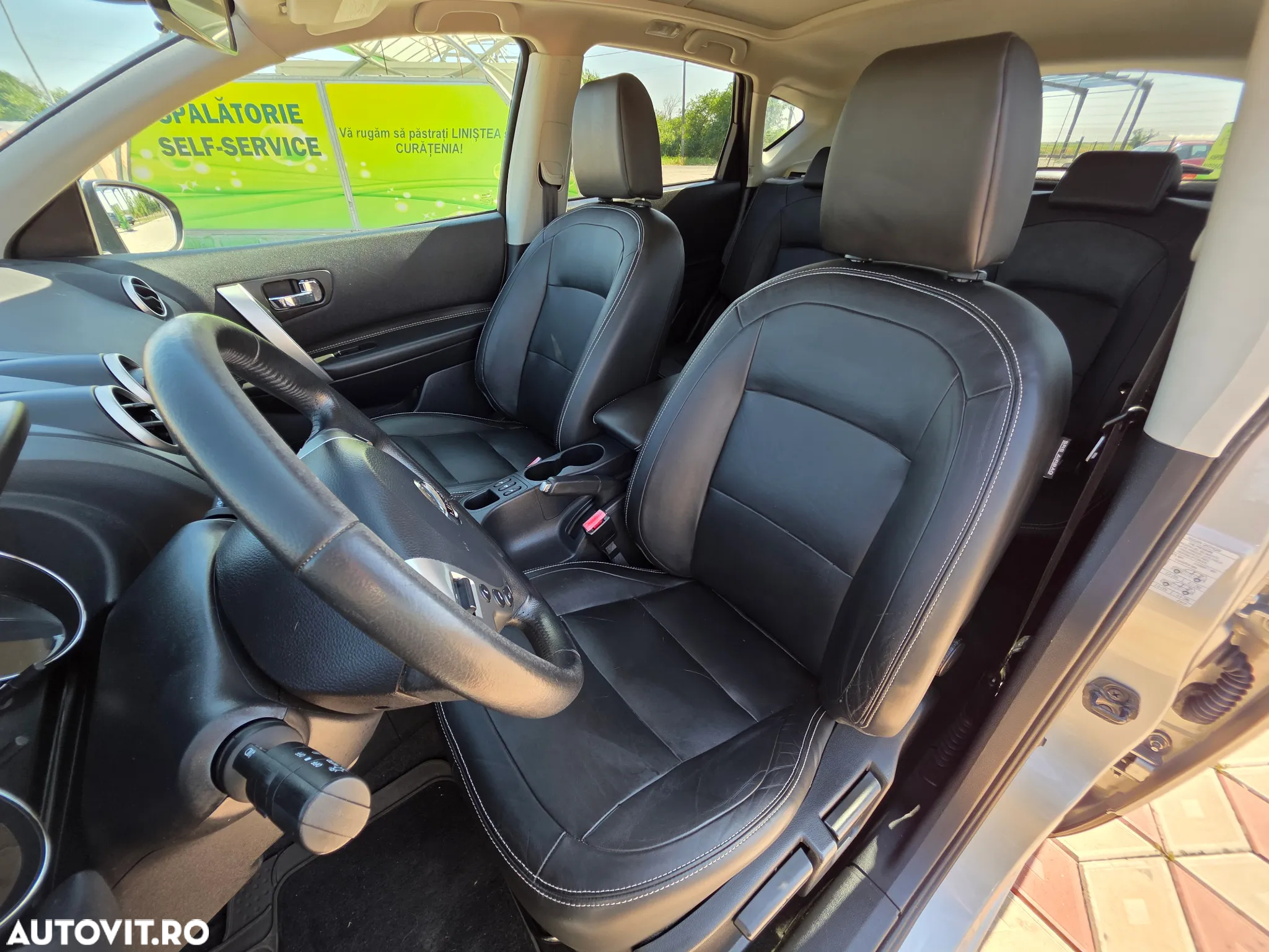 Nissan Qashqai 1.6 dCi DPF tekna - 16
