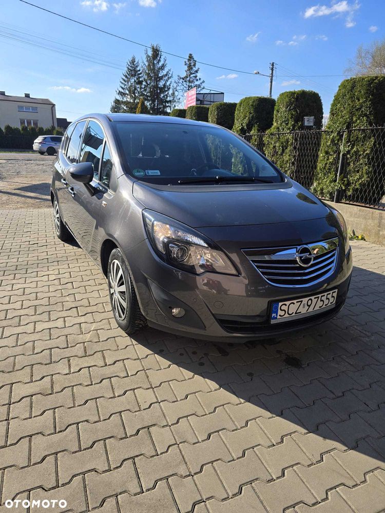 Opel Meriva - 8