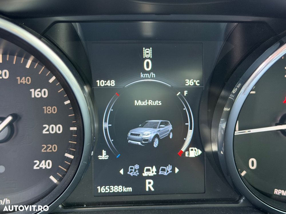 Land Rover Range Rover Evoque 2.0 D150 R-Dynamic - 34