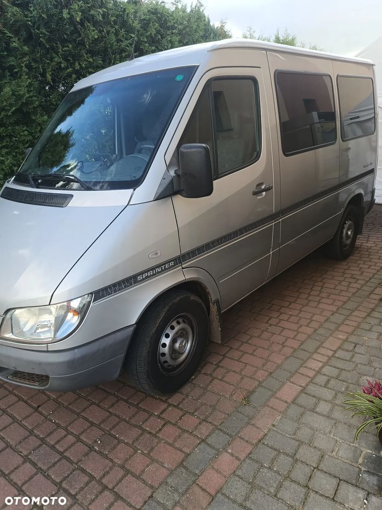 Mercedes-Benz Sprinter - 2