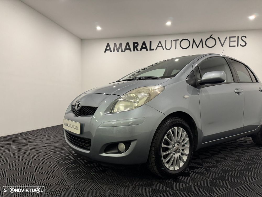 Toyota Yaris 1.4 D-4D SE Sport - 12