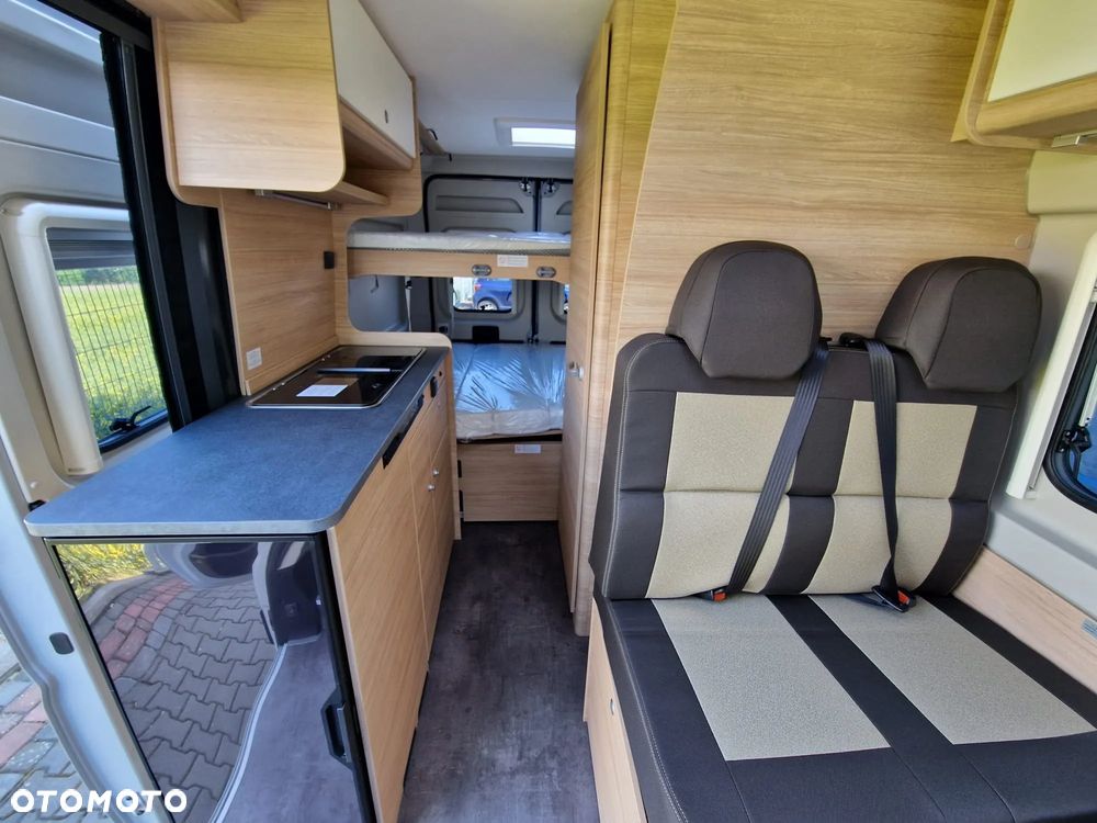 Possl Roadcar VAN R601 Nowy!! 2 osobne łóżka 160x185 FV23% - 23