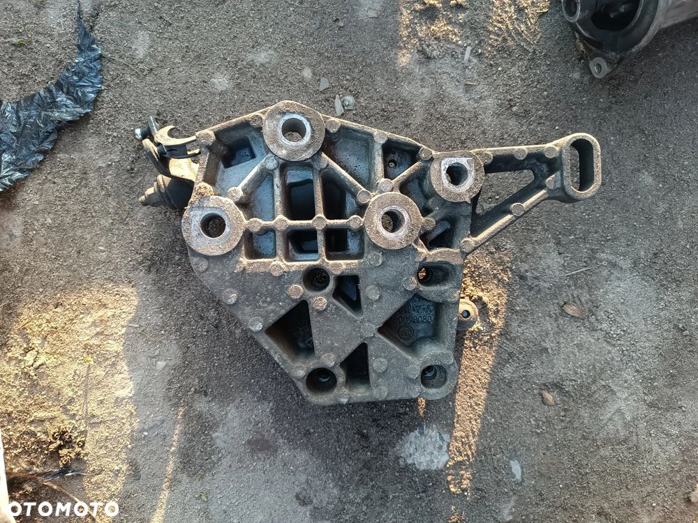 FIAT DUCATO III 2.3 EURO 5  ŁAPA SKRZYNI BIEGÓW MOCOWANIE - 2