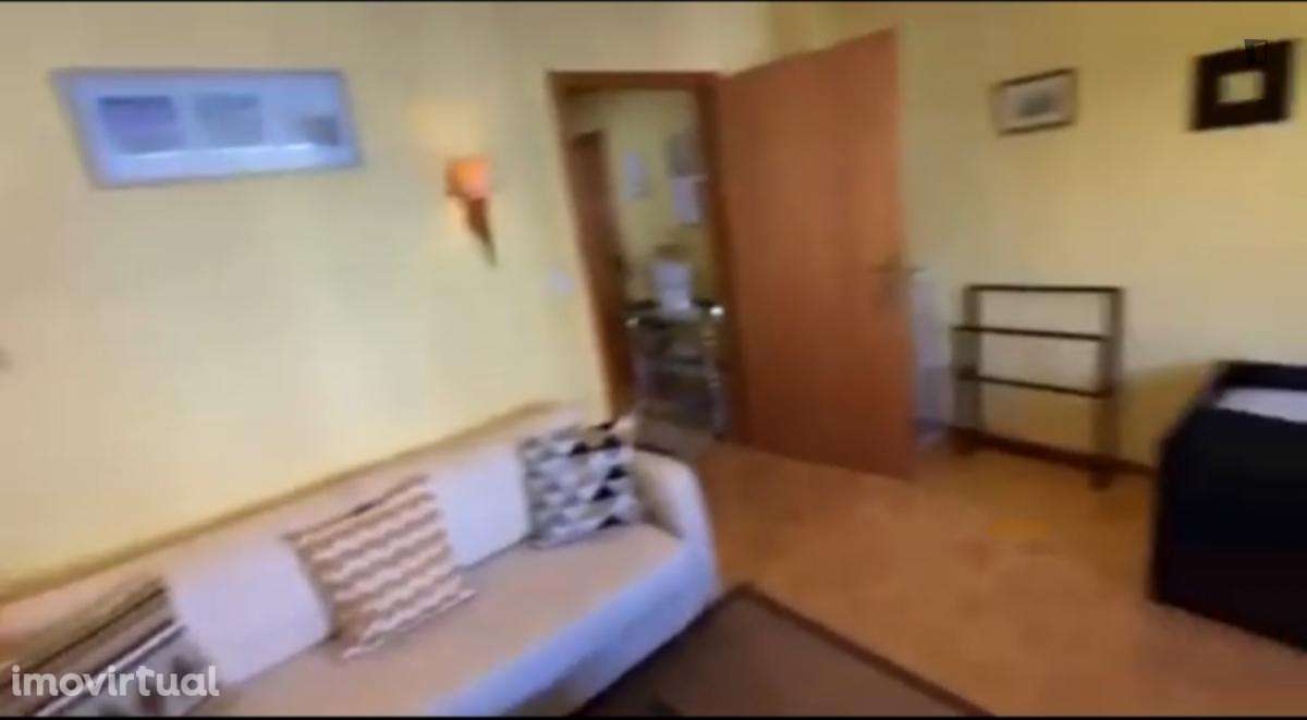 Quarto - localizado em Almada Lisbon - Grande imagem: 5/22