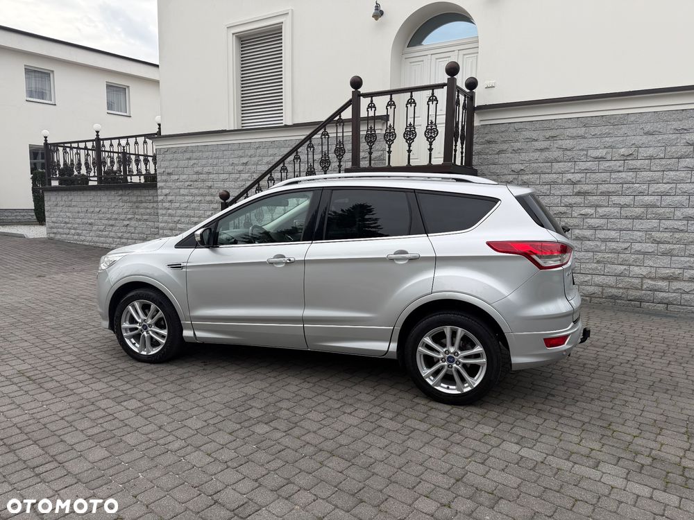 Ford Kuga 1.5 EcoBoost 2x4 Titanium - 14
