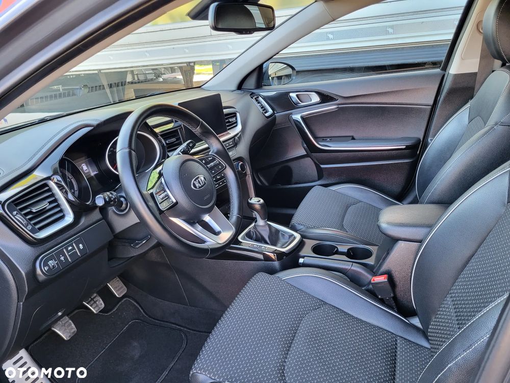 Kia Ceed 1.6 CRDi Edition 7 - 16