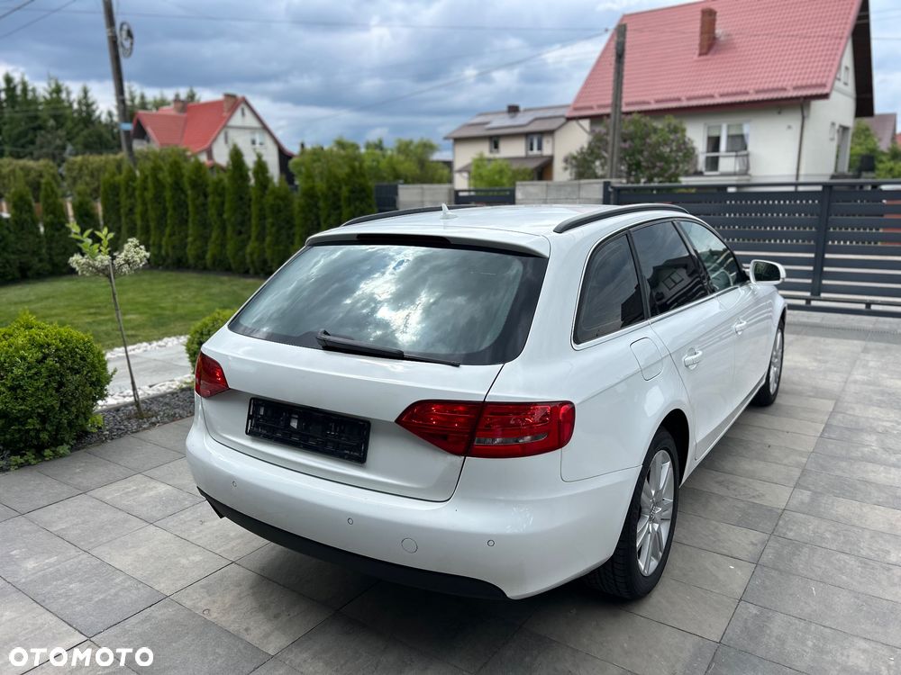 Audi A4 Avant 2.0 TDI DPF Ambition - 8