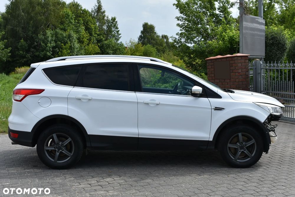 Ford Kuga 2.0 TDCi 4x4 Titanium - 3