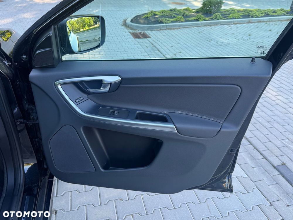 Volvo XC 60 D3 Edition Pro - 20