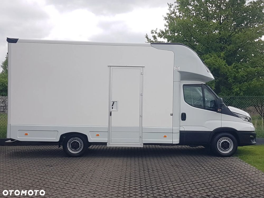 Iveco DAILY KONTENER NISKOPODŁOGOWY 4,43x2,23x2,42 SKLEP FOODTRUCK BAR KLIMA KONIOWÓZ KAMPER - 12