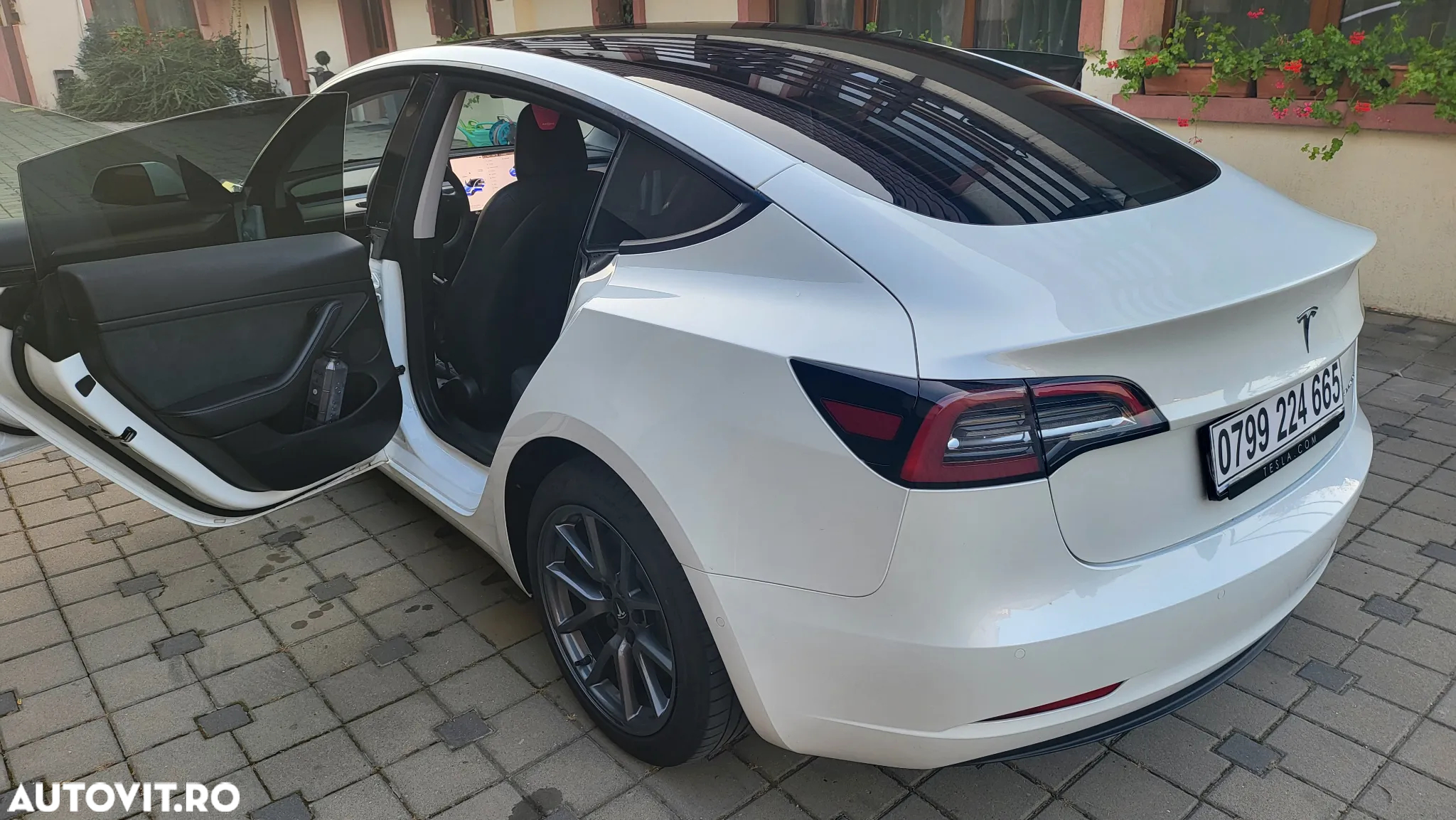 Tesla Model 3 Langstreckenbatterie Allradantrieb Dual Motor Performance - 21