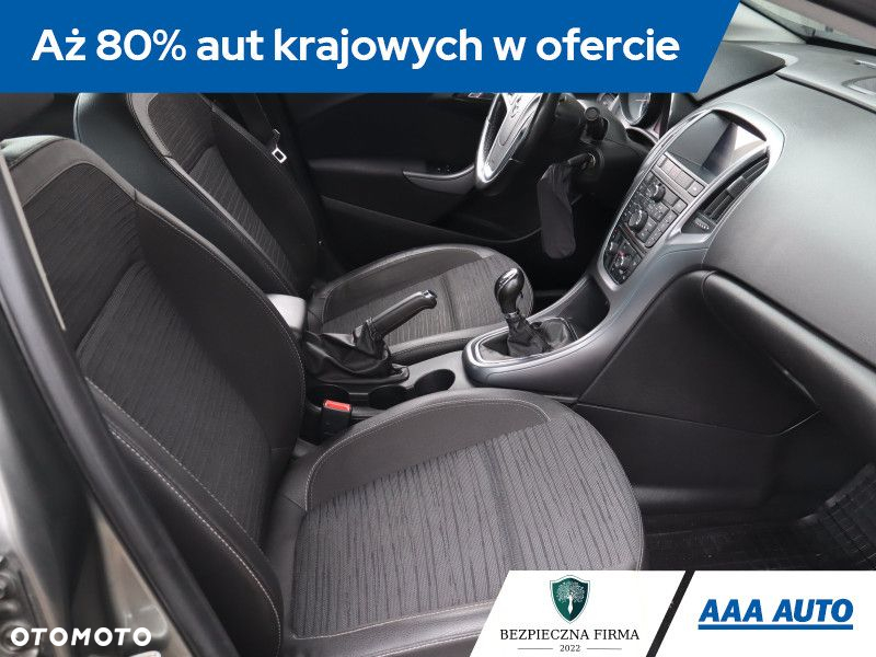 Opel Astra - 10