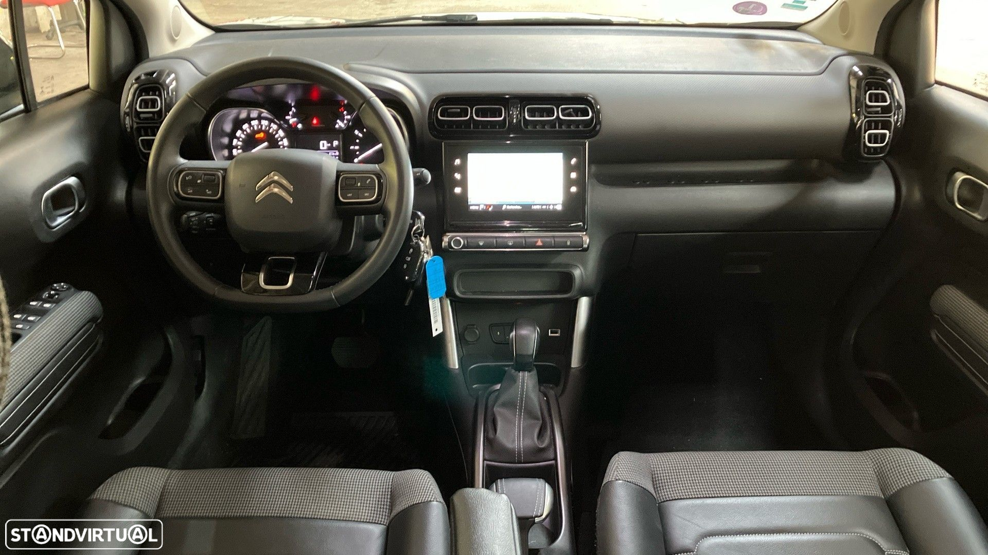 Citroën C3 Aircross 1.2 PureTech Shine EAT6 - 4