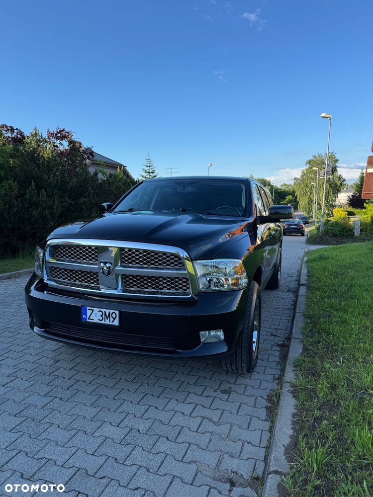Dodge RAM 5.7 4x4 - 14