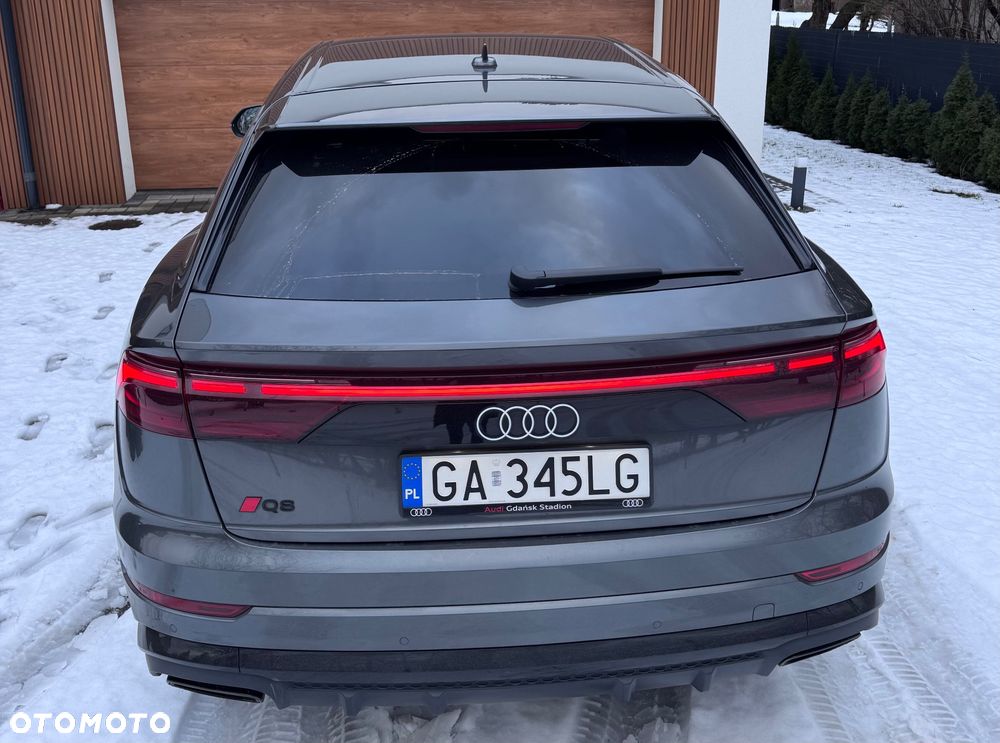 Audi Q8 - 9